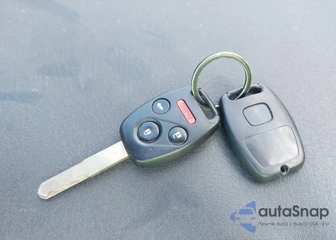 2008 Honda Accord 2.4 Ex-L from USA, damaged, VIN JHMCP26878C069200